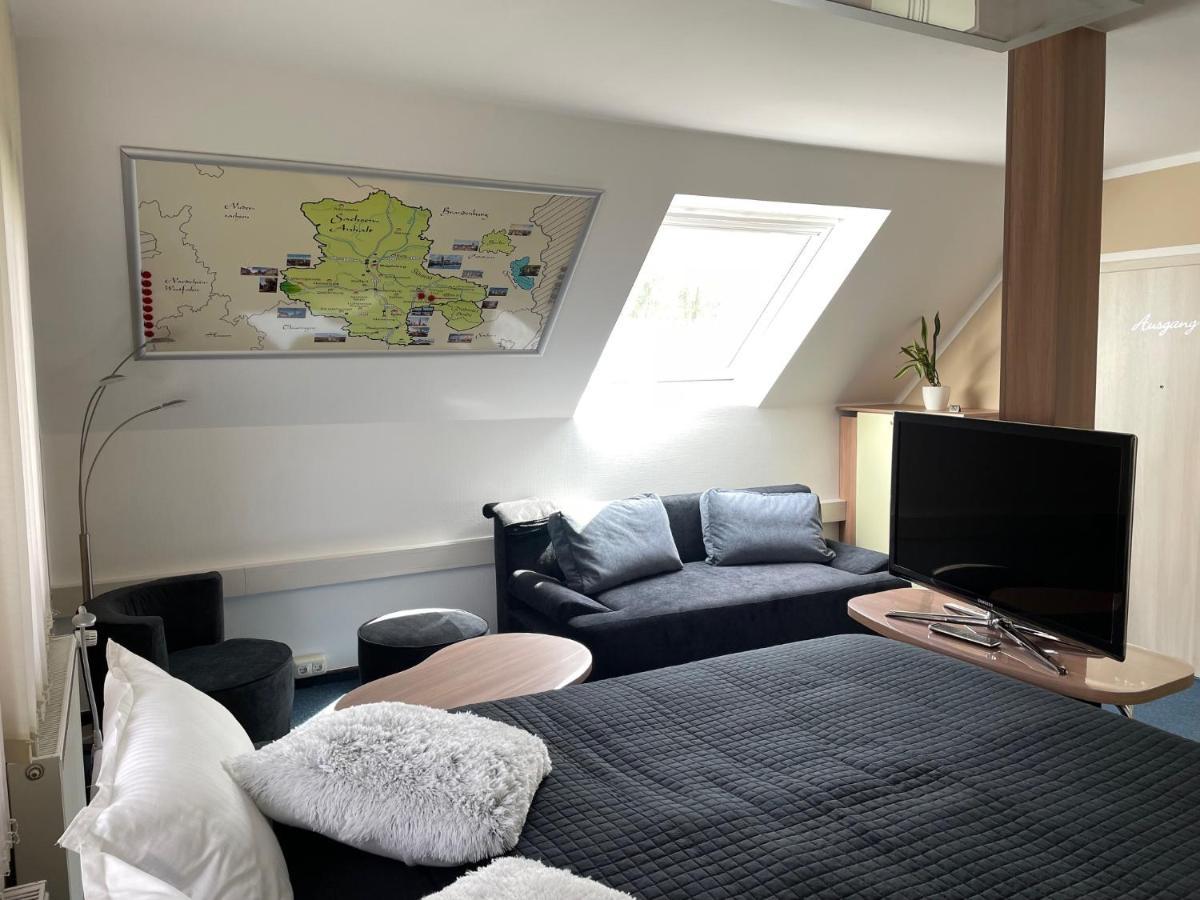 Ferienwohnung Geyer 그래펜하이니헨 외부 사진